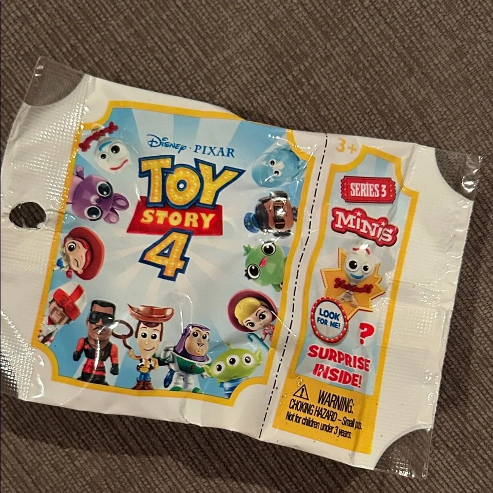Toy Story 4 Series 3 Minis Blind bag NEW